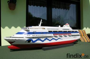 AIDA -Passagierschiff - Fahrbares Schiff 