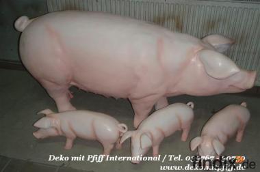 Deko Schweine als Blickfang