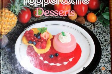 Feine Desserts Tupperware