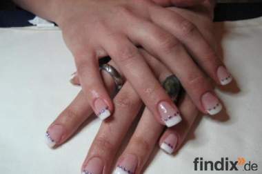 Finger- und Fußnageldesign bei V.F.Nails