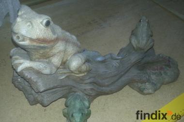 Frösche Gartenfigur mit Wasseranschluss, Frosch