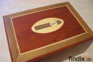 Humidor ,Zigarrenbox für 50 Zigarren, inclusive 