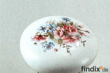 Keramikknopf mit Blumendekor