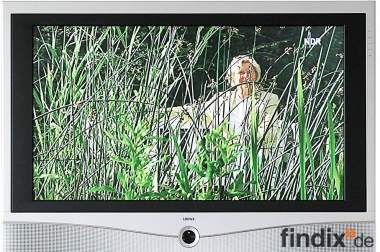 LCD-Fernseher LOEWE Xelos A32 HD+ 100