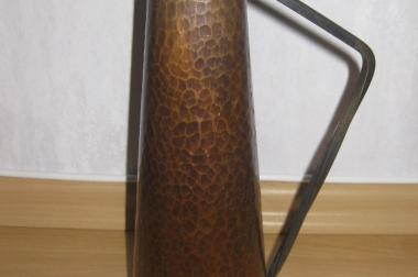 Vase aus Kupfer