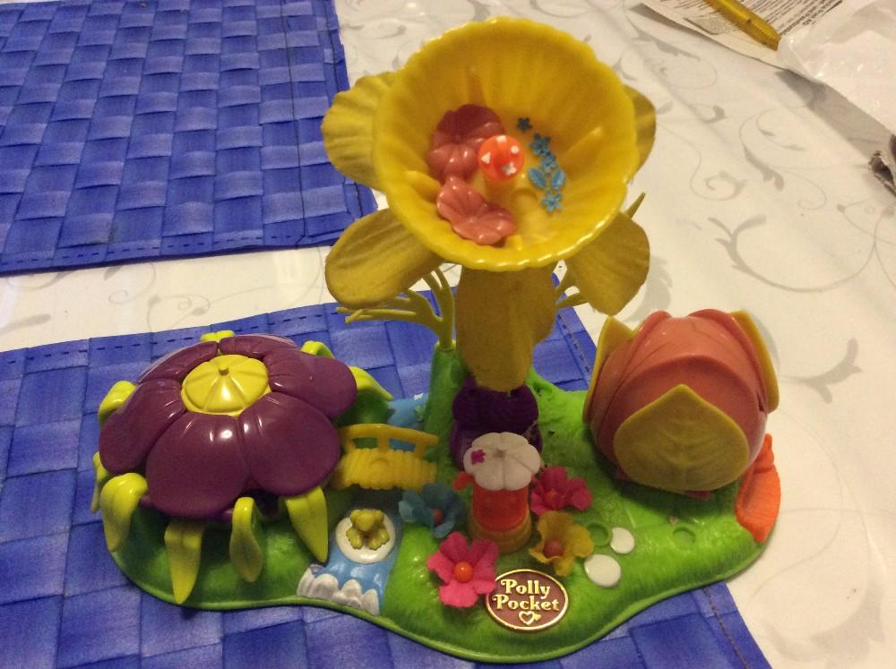 Polly Pocket Totally Flowers - BlueBird 1997, Maison De Poupée Vintage