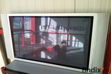 2x Panasonic TH42PW5 Profi 107cm Plasma TV Screen aus