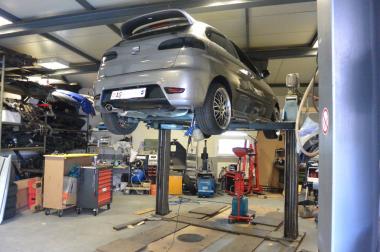 Autoreparatur Tuning Garage Autowerkstatt VW Audi 