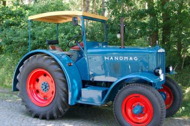 HANOMAG R40 -Traktor Bj. 1943