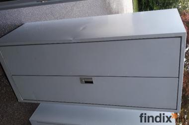 Lista Metallschrank extratief occasionen
