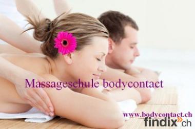 Massageausbildung: Dipl. Wellnessmasseur/in