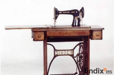 Máquina de coser antigüa