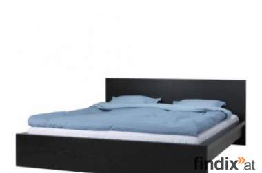 Neuwertiges IKEA Malm Bett 160*200