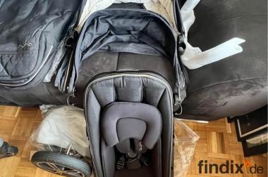 NUNA Kinderwagen, unbenutzt.