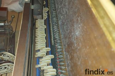 Piano vertical ERARD de 1880