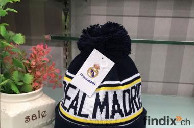 Real Madrid Wintermütze Beanie Bommel Mütze 