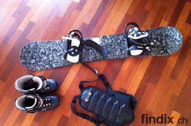 Snowboard und Schuhe