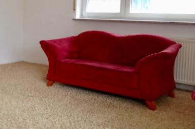 Sofa, Bezug Mikrofaser, Farbe Weinrot, 2 stück