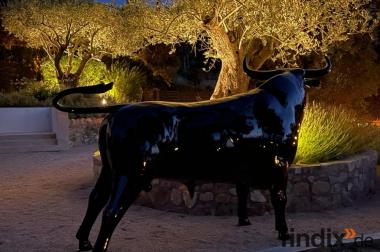 Spanischer Stier lebensgroß für Ihren Garten als 