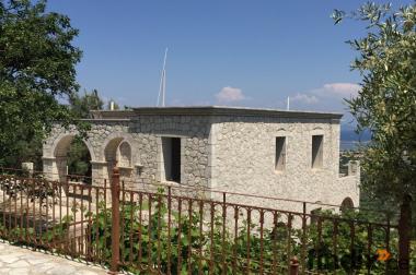 Villa mit Meerblick auf der Insel Lefkada / 