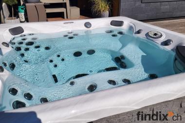 Whirlpool Outdoor 7 Personen NP 24000Fr.