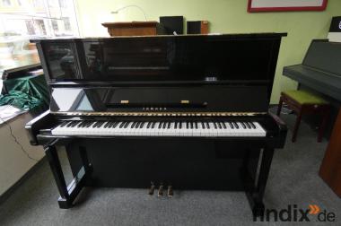 Yamaha U 1 Klavier von Klavierbaumeisterin aus Aachen