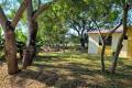 Modernes Haus in Independencia / Paraguay
