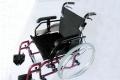 Rollstuhl Hochwertige Alu - Konstruktion faltbar *NEU*